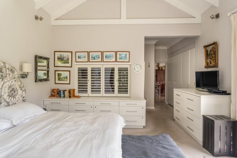 To Let 3 Bedroom Property for Rent in Whale Rock Gardens Western Cape